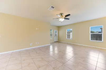 534 Purple Martin Avenue, Kyle, TX 78640 - Photo 4