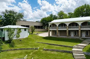 802 Main St, Bastrop, TX 78602 - Photo 38