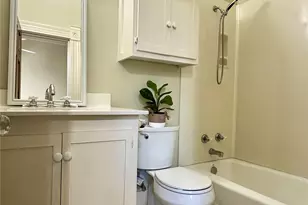 802 Main St, Bastrop, TX 78602 - Photo 16