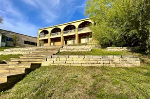 802 Main St, Bastrop, TX 78602 - Photo 6