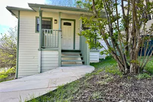 802 Main St, Bastrop, TX 78602 - Photo 30