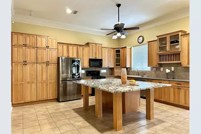 802 Main Street, Bastrop, TX 78602 - Photo 18