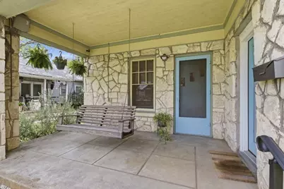 911 E 37th Street, Austin, TX 78705 - Photo 2