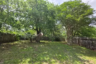 8818 Clearbrook Trail, Austin, TX 78729 - Photo 20