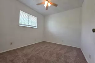 8818 Clearbrook Trail, Austin, TX 78729 - Photo 12