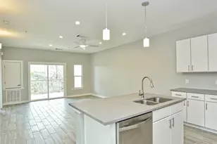 102 Blue Ridge Trail, West Lake Hills, TX 78746 - Photo 4