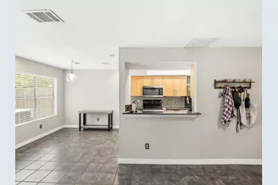 512 Eberhart Lane #204, Austin, TX 78745 - Photo 6