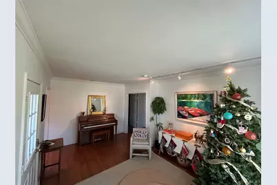 1304 W St Johns Avenue, Austin, TX 78757 - Photo 4
