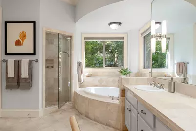 6000 Little Bull Cove, Austin, TX 78731 - Photo 16