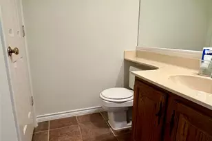 915 W 22nd 1/2 St, Austin, TX 78705 - Photo 4