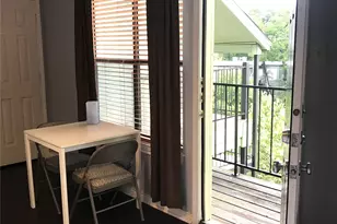 915 W 22nd 1/2 St, Austin, TX 78705 - Photo 12