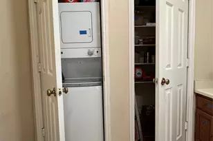 915 W 22nd 1/2 St, Austin, TX 78705 - Photo 6