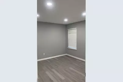 310 W Murray Street, Manor, TX 78653 - Photo 6