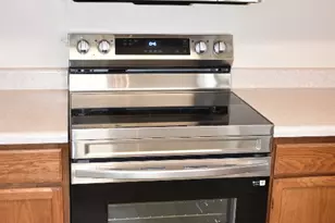 12328 Sky Harbor Dr, Del Valle, TX 78617 - Photo 16