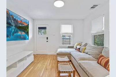 2405 E 8th Street N, Austin, TX 78702 - Photo 6