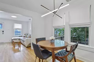 2405 E 8th Street N, Austin, TX 78702 - Photo 8