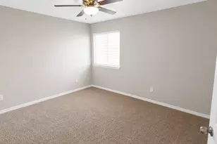 325 Wimberley St, Hutto, TX 78634 - Photo 12