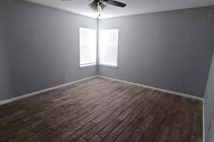 325 Wimberley St, Hutto, TX 78634 - Photo 6