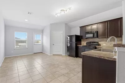 18420 Cloudmore Lane, Elgin, TX 78621 - Photo 8
