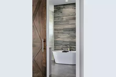 8611 Buffalo Trail, Lago Vista, TX 78645 - Photo 18