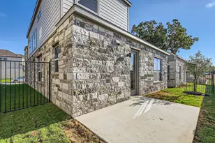 1531 N Red Bud Ln, Round Rock, TX 78665 - Photo 12