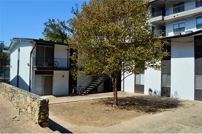 2610 Salado Street #202, Austin, TX 78705 - Photo 4