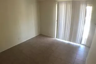 2610 Salado St, Austin, TX 78705 - Photo 8