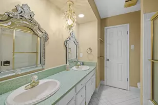 8131 Forest Mesa Dr, Austin, TX 78759 - Photo 18