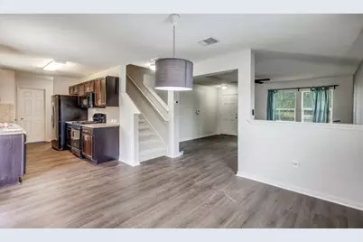 13708 Sierra Wind Lane, Elgin, TX 78621 - Photo 8