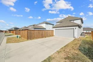 403 Stinchcomb Rd, Hutto, TX 78634 - Photo 30