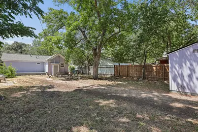 1702 Willow Street, Austin, TX 78702 - Photo 24