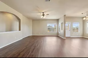 120 Emory Fields Dr, Hutto, TX 78634 - Photo 10