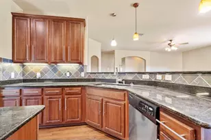 120 Emory Fields Dr, Hutto, TX 78634 - Photo 14