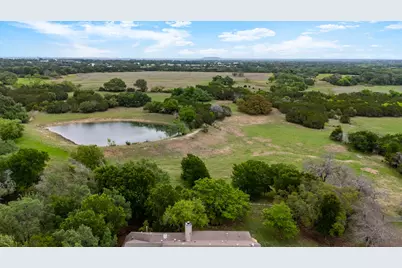 201 Shady Oaks Trail, Liberty Hill, TX 78642 - Photo 40