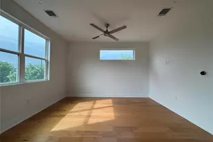 1719 Bunche Rd, Austin, TX 78721 - Photo 10