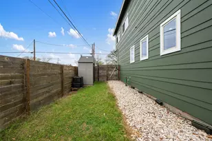 1310 Cedar Ave, Austin, TX 78702 - Photo 38