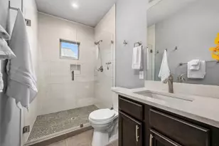 1310 Cedar Ave, Austin, TX 78702 - Photo 16