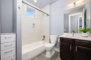 1310 Cedar Ave, Austin, TX 78702 - Photo 22