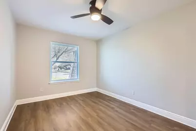 113 Wagon Wheel Trail, Georgetown, TX 78628 - Photo 6