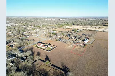 1414 Fifth Street, Lockhart, TX 78644 - Photo 4