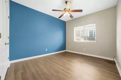 409 E Austin Avenue, Round Rock, TX 78664 - Photo 26