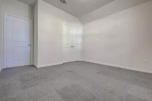 413 Pinnacle View Dr, Georgetown, TX 78628 - Photo 10