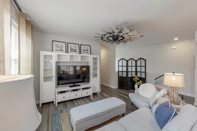 7915 Mellencamp Drive, Austin, TX 78744 - Photo 10