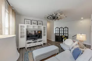 7915 Mellencamp Dr, Austin, TX 78744 - Photo 10