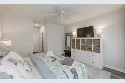 7915 Mellencamp Drive, Austin, TX 78744 - Photo 14