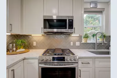 2400 Canterbury Street, Austin, TX 78702 - Photo 6