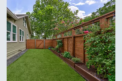 2400 Canterbury Street, Austin, TX 78702 - Photo 36