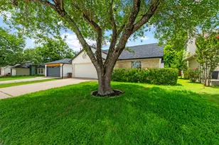 1809 Taron Cove, Round Rock, TX 78681 - Photo 2