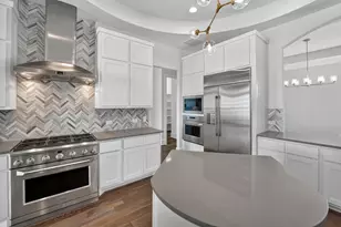 308 Lodestone Ln, Austin, TX 78738 - Photo 6