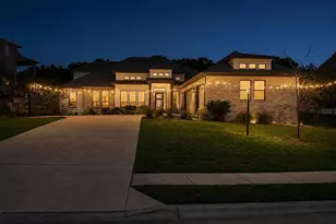 308 Lodestone Ln, Austin, TX 78738 - Photo 2